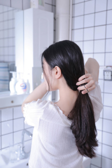 吸我一个吻